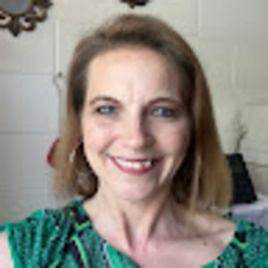 Meet your Posher, Melanie